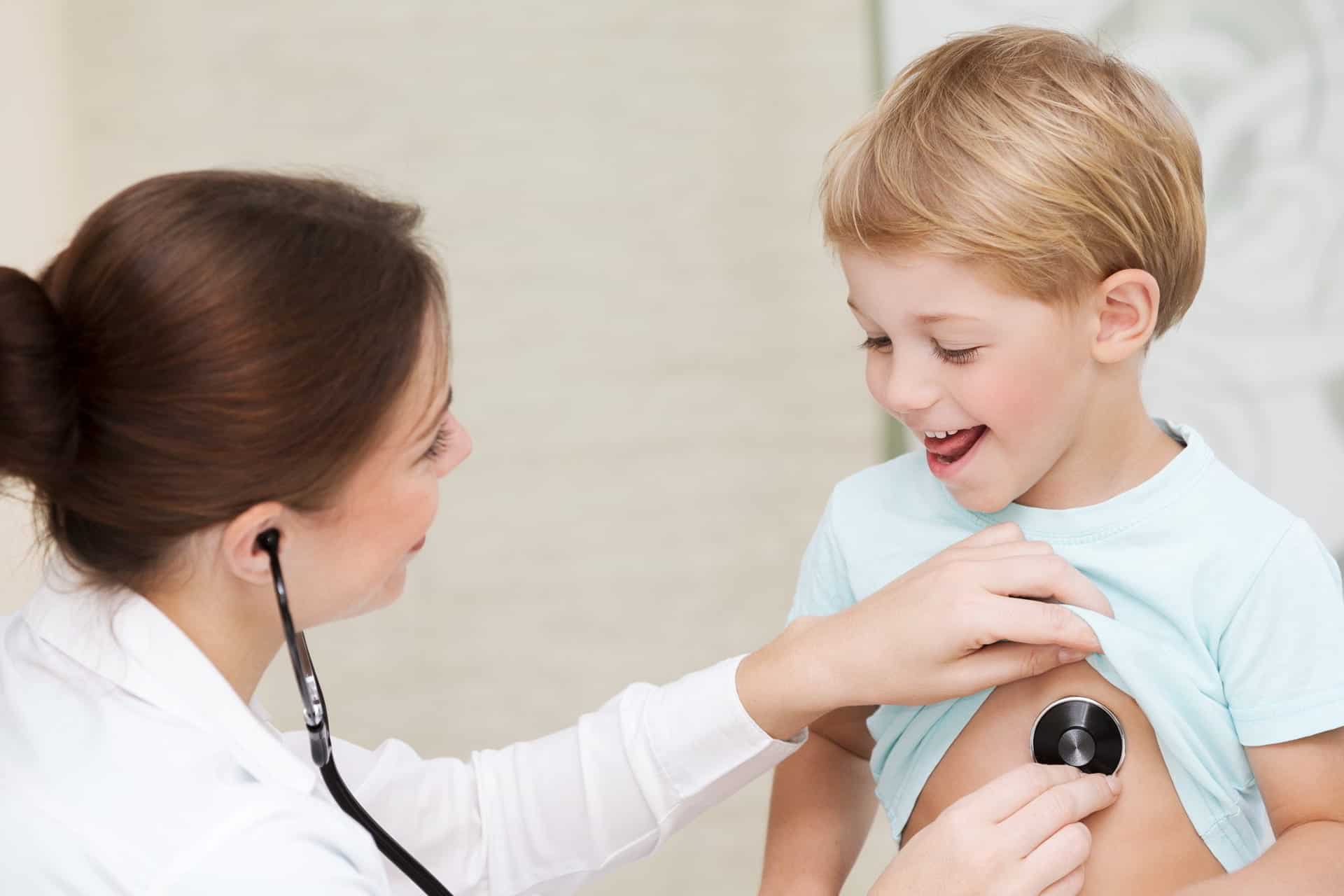 family doctor with kid in Sebring FL